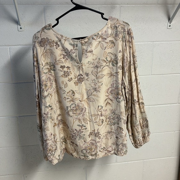 Maurices Cream Relaxed Blouse with Billowy Sleeves - Picture 3 of 7